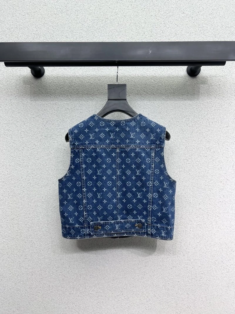 TechFriendly Louis Vuitton Vest 131489