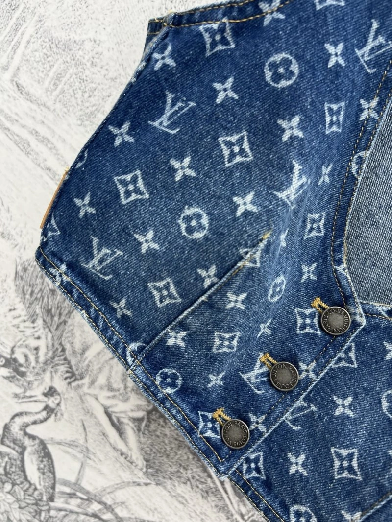 Timeless Louis Vuitton Vest 130387