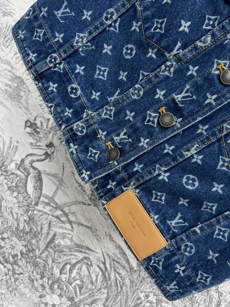 Louis Vuitton Vest TechFriendly 130418