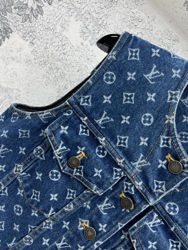 Louis Vuitton Vest TechFriendly 130418