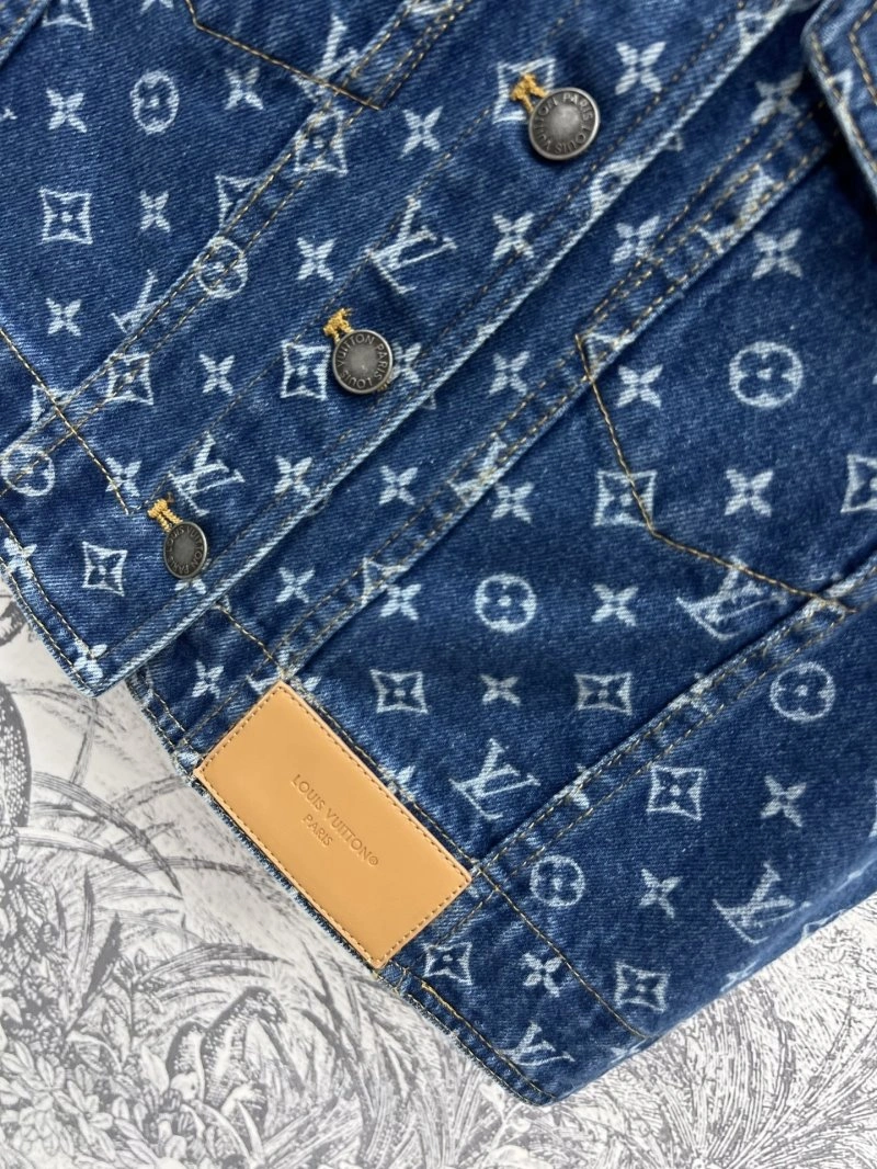 Louis Vuitton Vest TechFriendly 130418