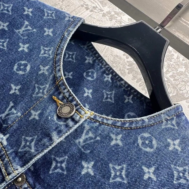 Louis Vuitton Vest ModernLook 130380