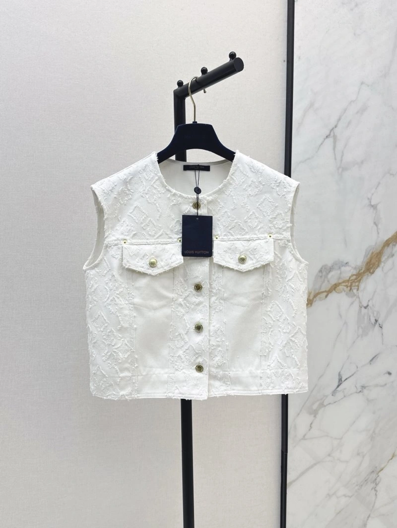Functional Louis Vuitton Vest 130372