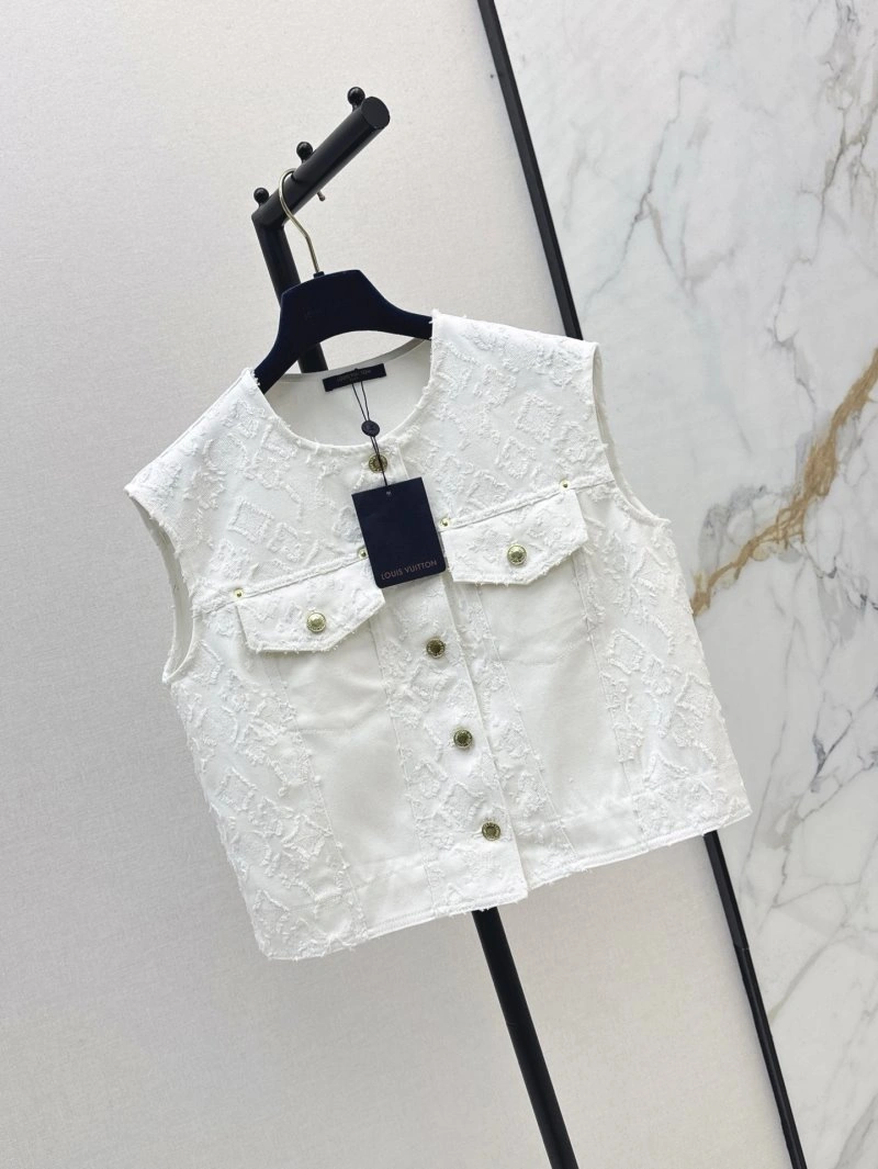 Functional Louis Vuitton Vest 130372