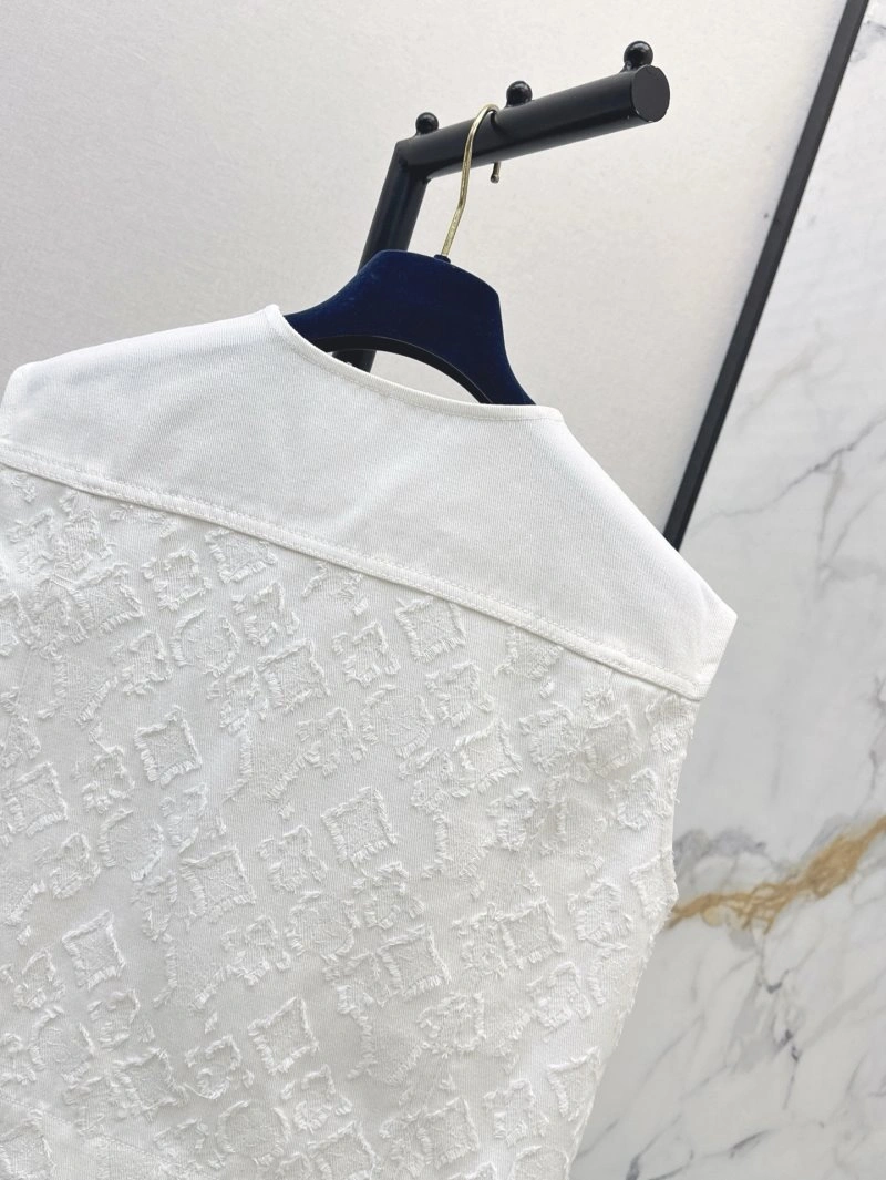 Functional Louis Vuitton Vest 130372