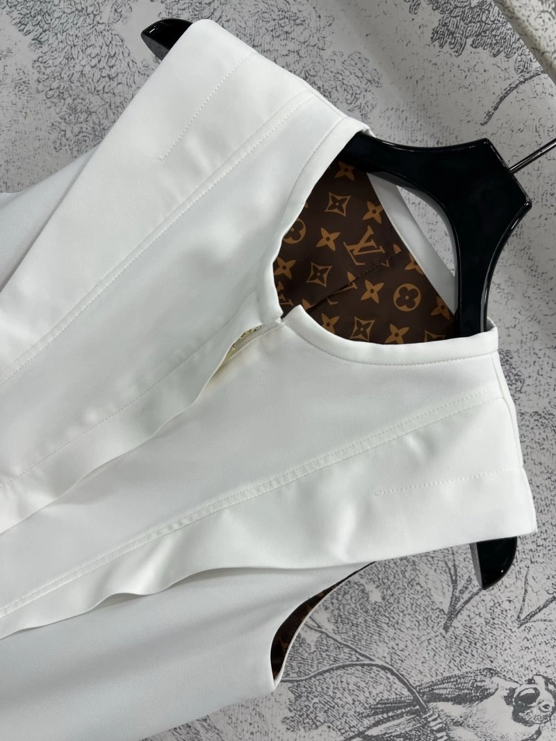 Louis Vuitton Vest Soft 130379