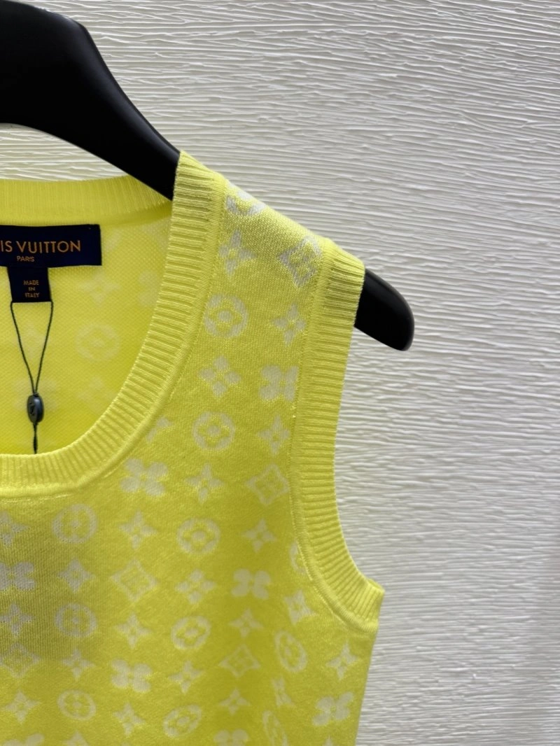 Louis Vuitton Vest Chic 130368