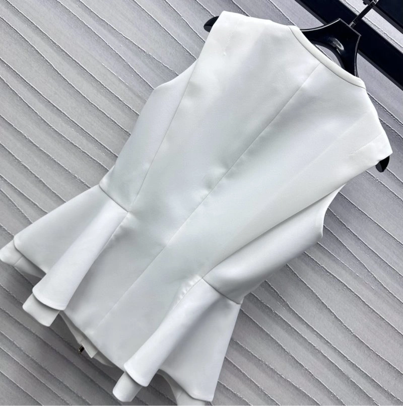 Louis Vuitton Vest MultiPurpose 130370