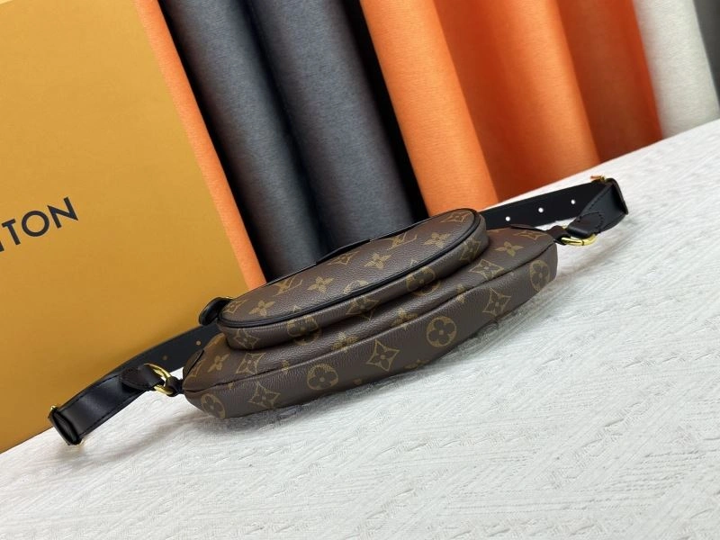 Louis Vuitton Waist Chest Packs Durable 80276