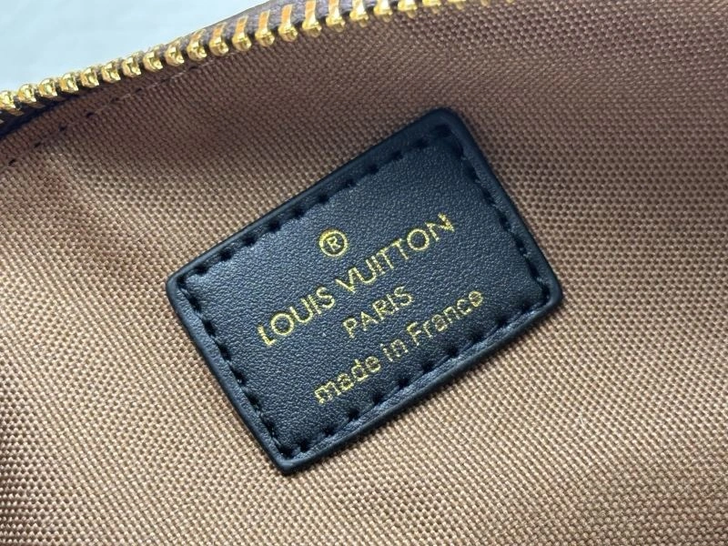 Louis Vuitton Waist Chest Packs Durable 80276