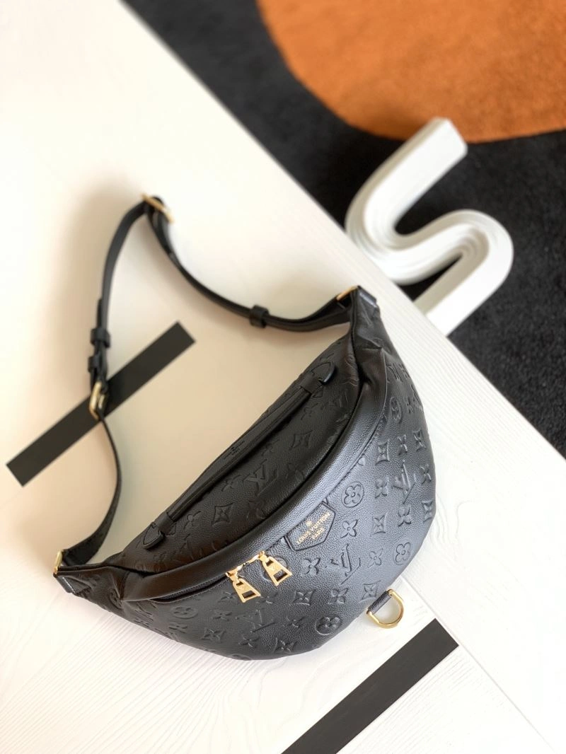 Cozy Louis Vuitton Waist Chest Packs 94116