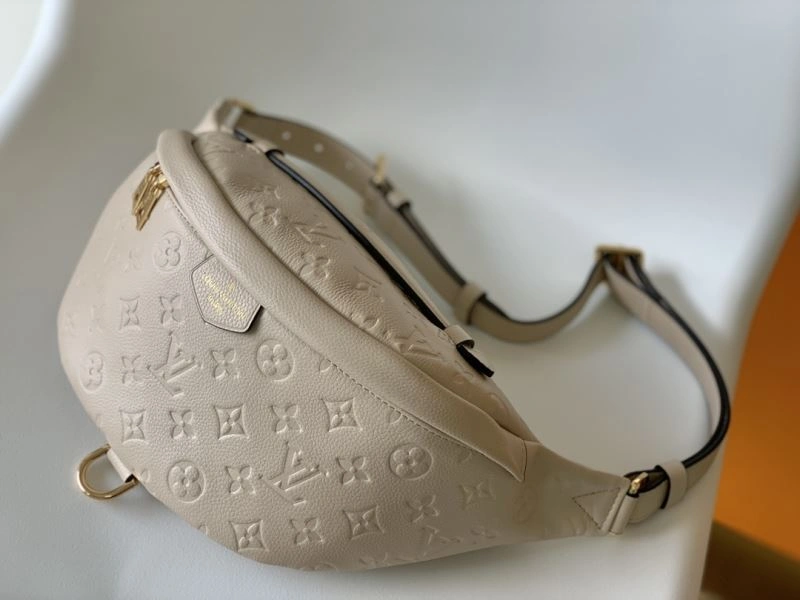 Durable Louis Vuitton Waist Chest Packs 94151