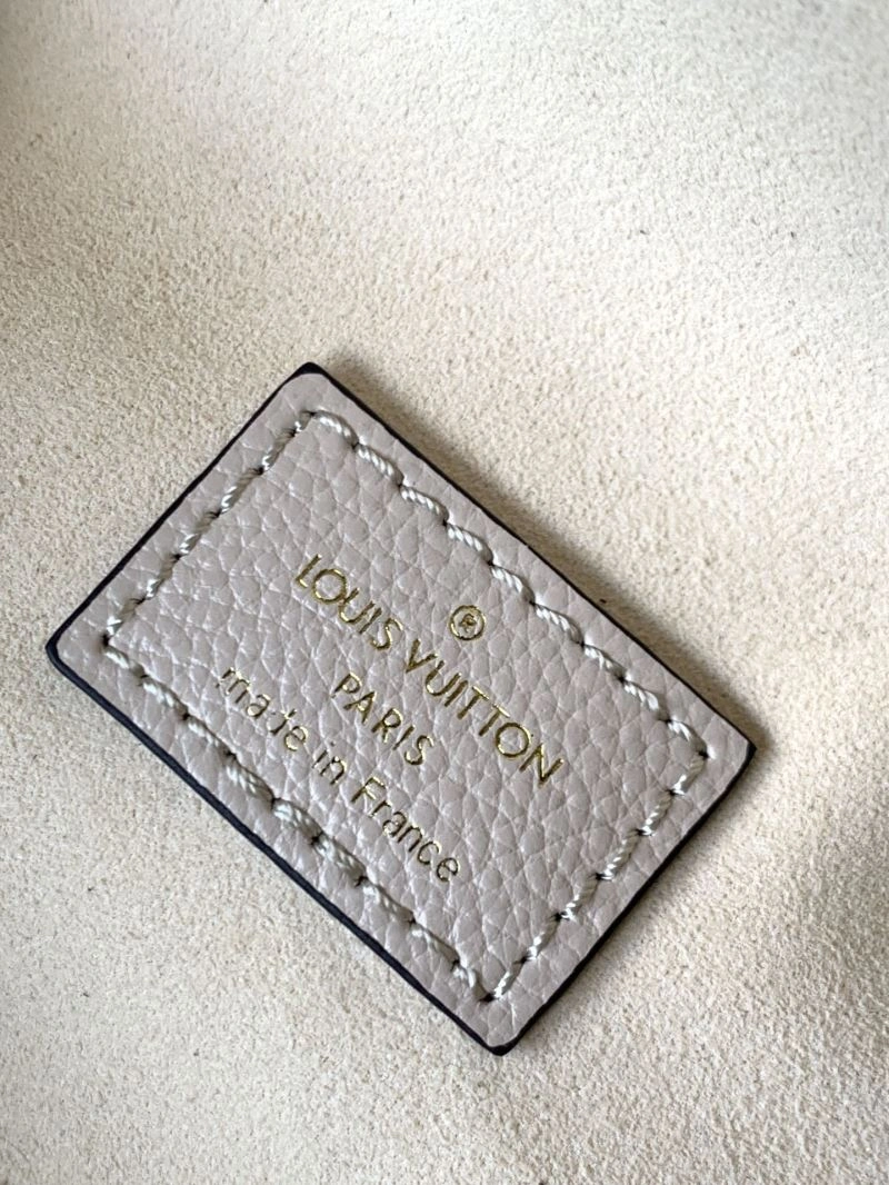 Durable Louis Vuitton Waist Chest Packs 94151