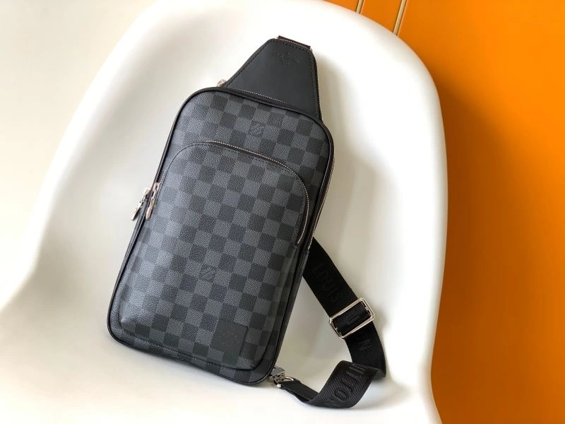 Fashionable Louis Vuitton Waist Chest Packs 94110