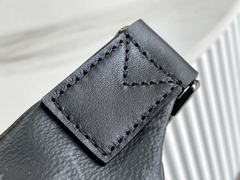 Louis Vuitton Waist Chest Packs Tailored 94147