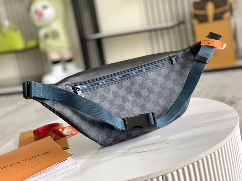 Cozy Louis Vuitton Waist Chest Packs 94108