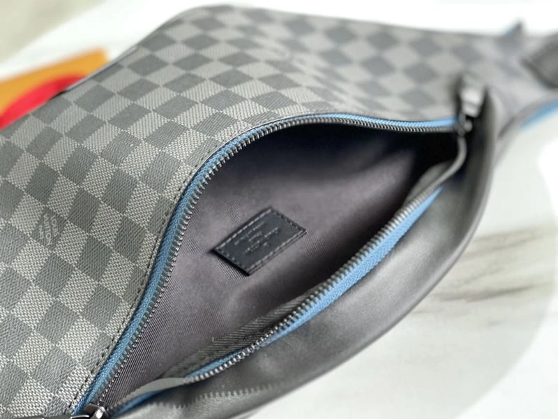 Cozy Louis Vuitton Waist Chest Packs 94108