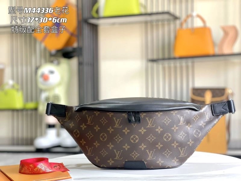 Durable Louis Vuitton Waist Chest Packs 94107