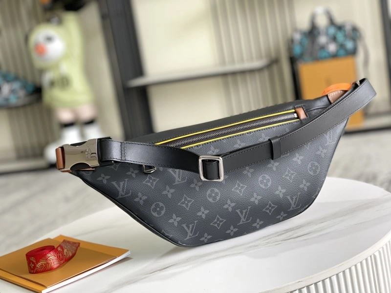 Louis Vuitton Waist Chest Packs TechFriendly 94101
