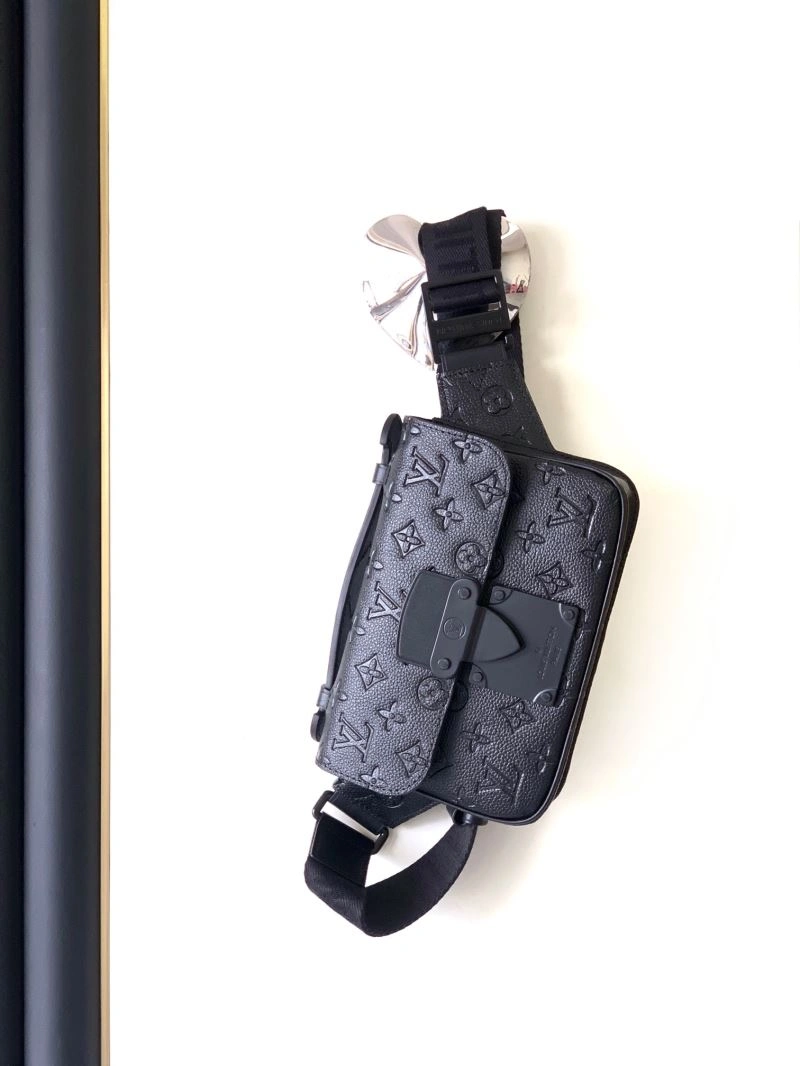 Louis Vuitton Waist Chest Packs Versatile 94099