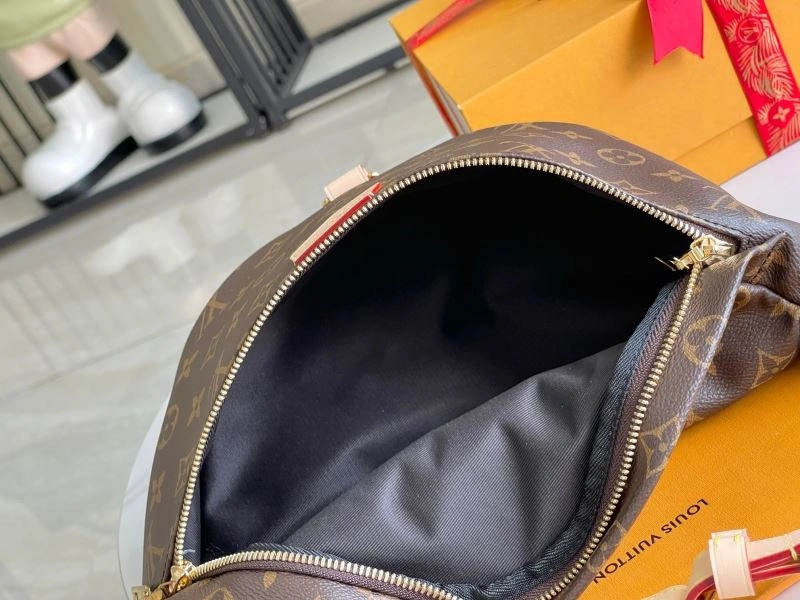 Louis Vuitton Waist Chest Packs SunProtective 93989