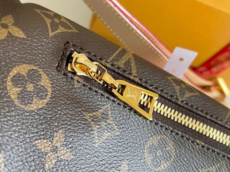 Louis Vuitton Waist Chest Packs SunProtective 93989