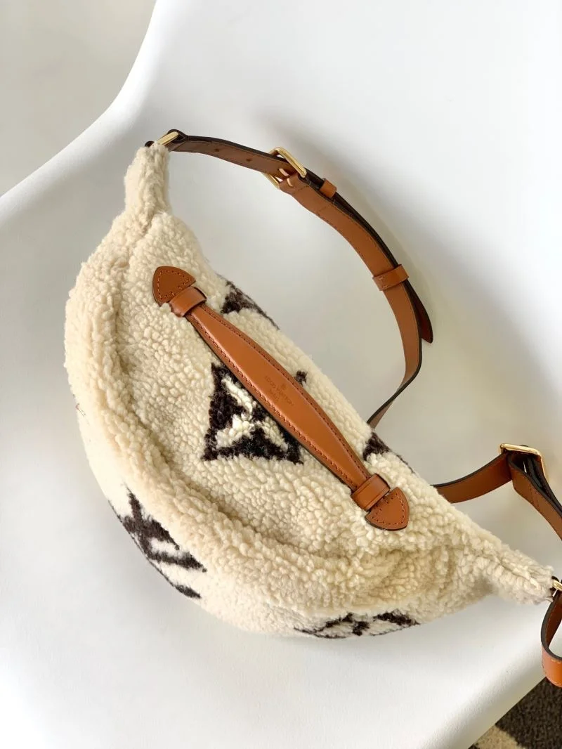 Louis Vuitton Waist Chest Packs Lightweight 43200