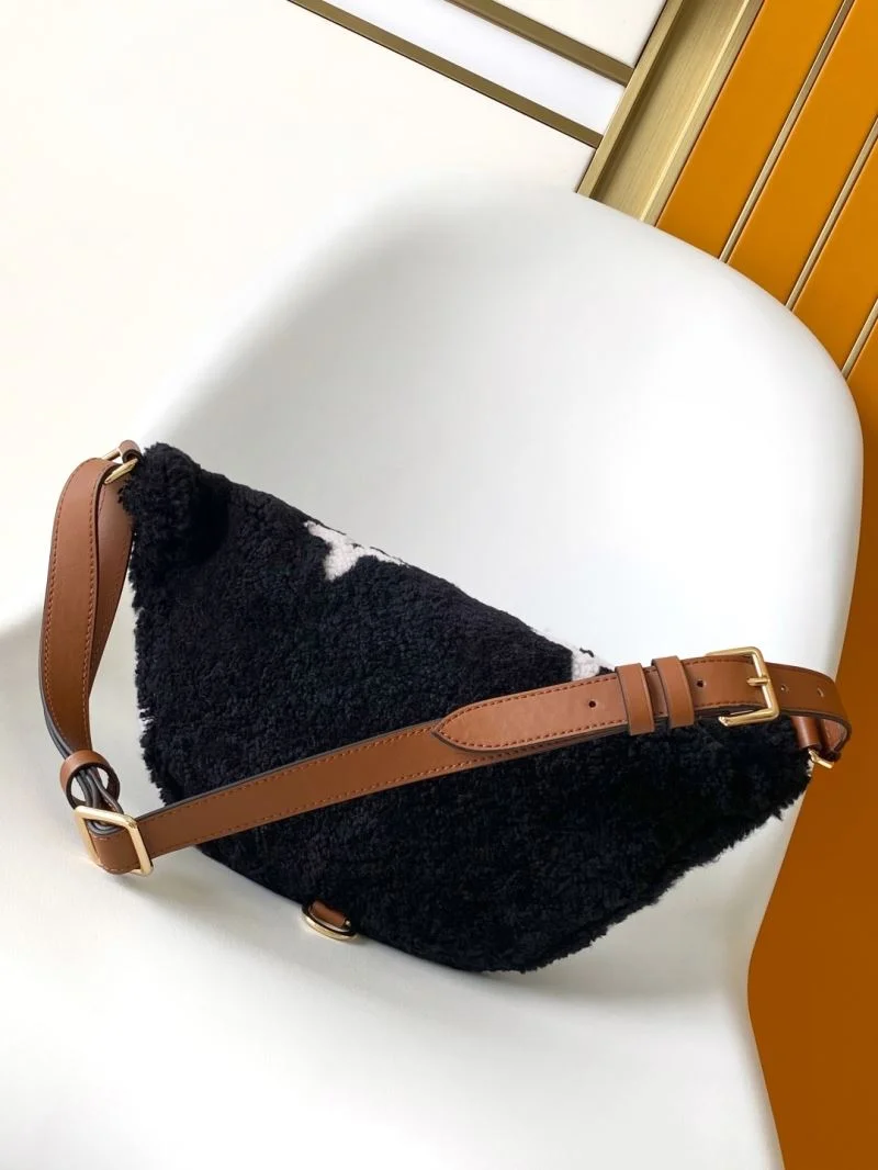Louis Vuitton Waist Chest Packs Breathable 43230