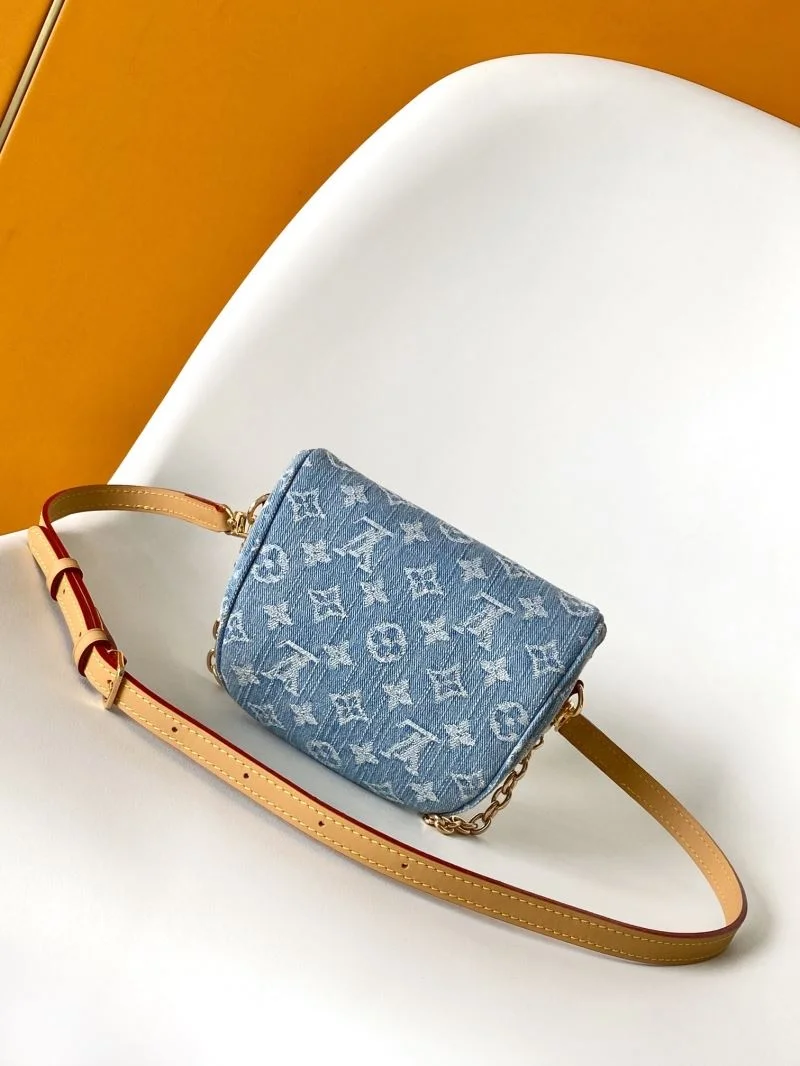 Stylish Louis Vuitton Waist Chest Packs 43201