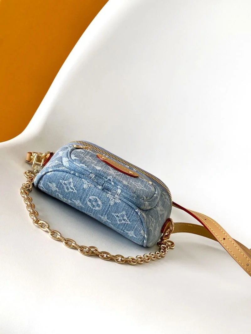 Stylish Louis Vuitton Waist Chest Packs 43201