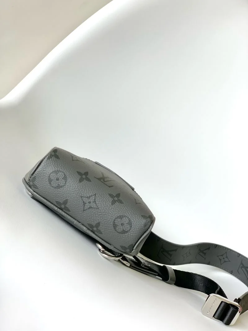 Lightweight Louis Vuitton Waist Chest Packs 42125
