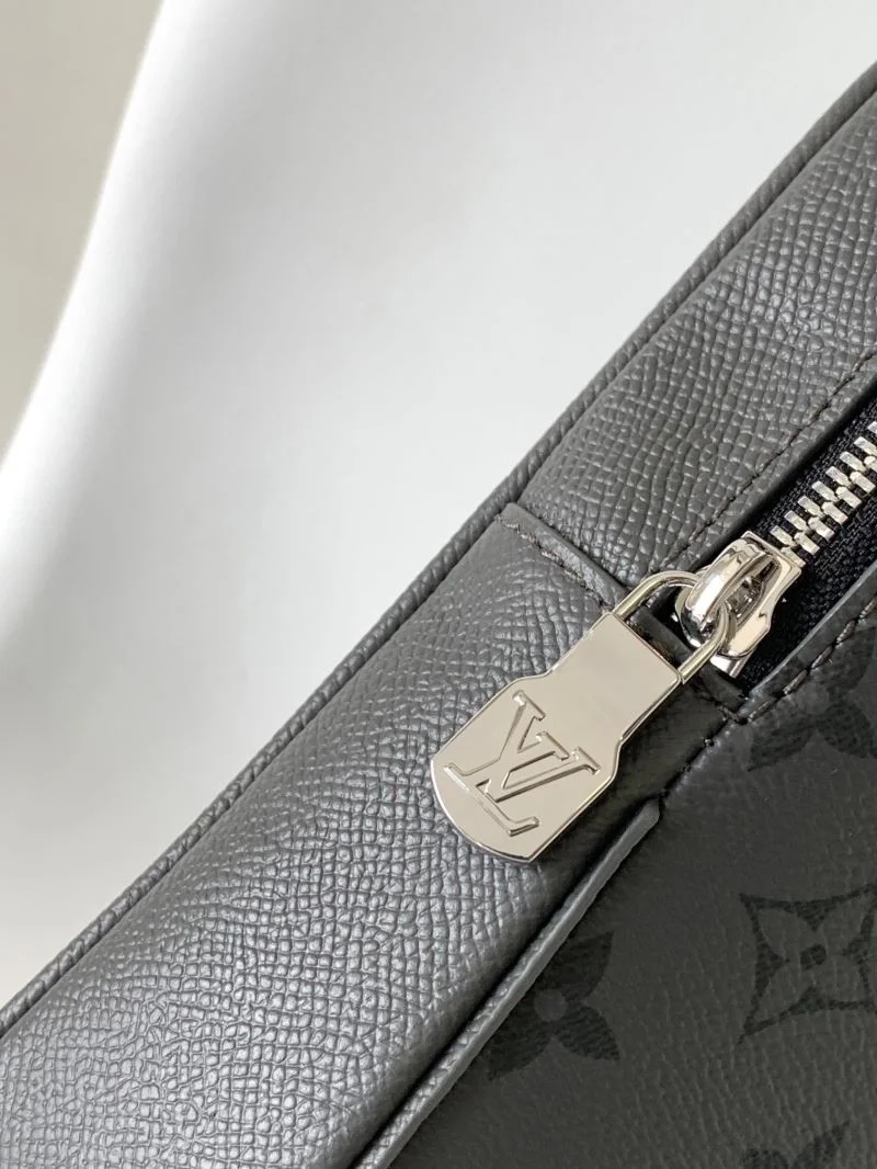 Lightweight Louis Vuitton Waist Chest Packs 42125