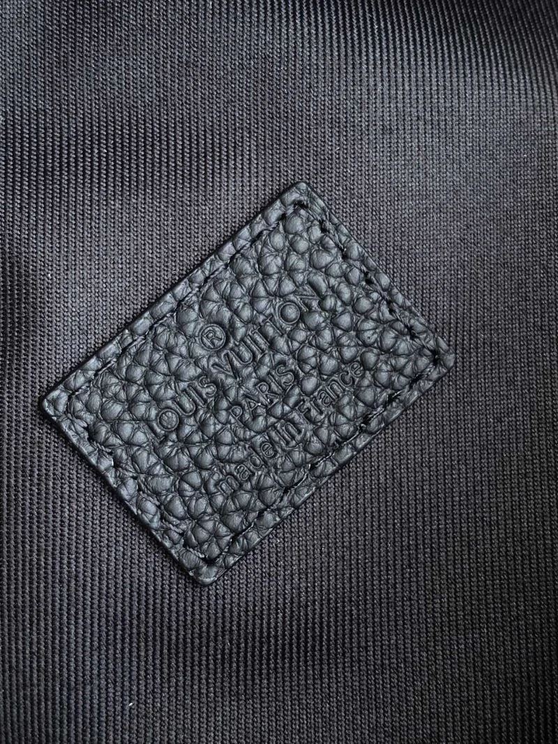 Louis Vuitton Waist Chest Packs Supportive 42123
