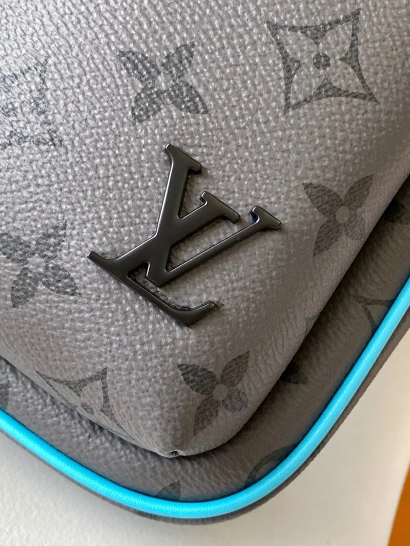 Popular Louis Vuitton Waist Chest Packs 42108