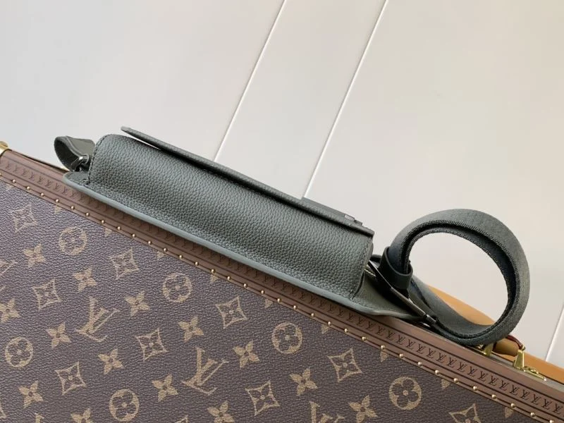 Louis Vuitton Waist Chest Packs Supportive 42112