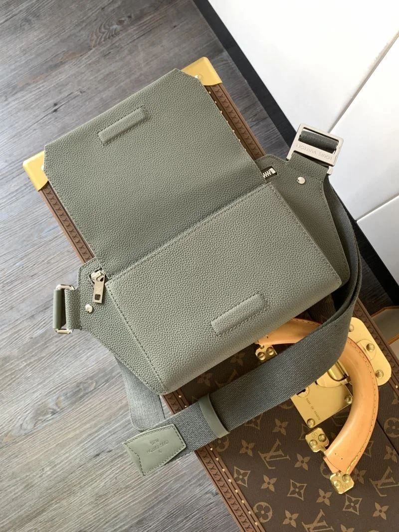 Louis Vuitton Waist Chest Packs Supportive 42112