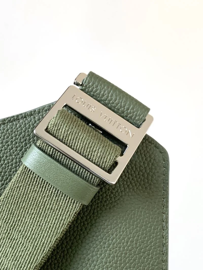 Versatile Louis Vuitton Waist Chest Packs 42110