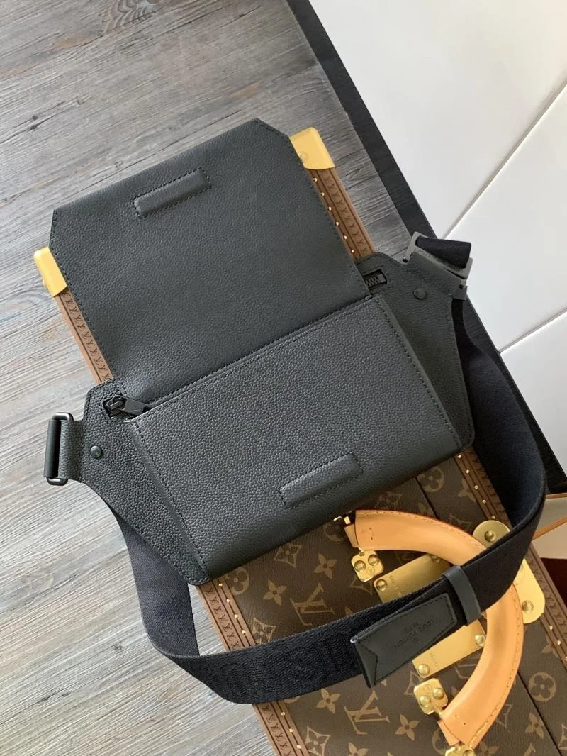 Louis Vuitton Waist Chest Packs Original 42100