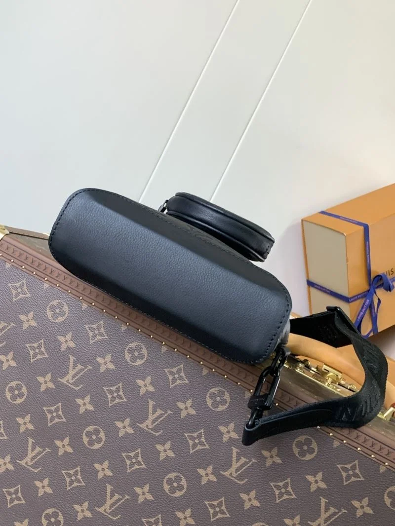 Louis Vuitton Waist Chest Packs Breathable 42153