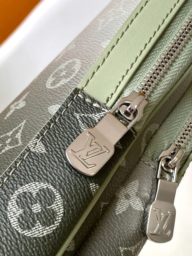 Louis Vuitton Waist Chest Packs ComfortFit 42093