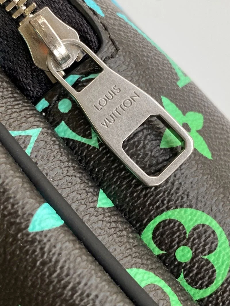 Louis Vuitton Waist Chest Packs Cozy 42086