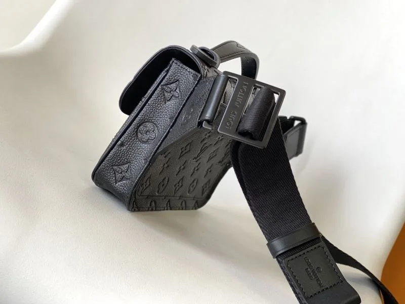 SmoothTexture Louis Vuitton Waist Chest Packs 41828