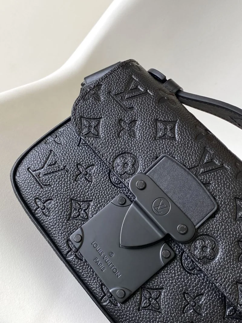 SmoothTexture Louis Vuitton Waist Chest Packs 41828