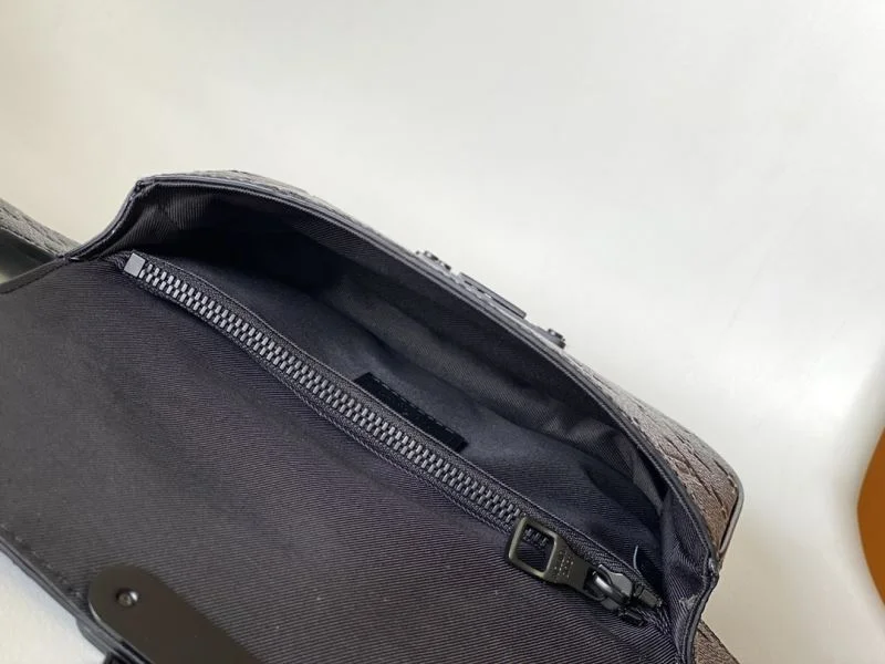 SmoothTexture Louis Vuitton Waist Chest Packs 41828