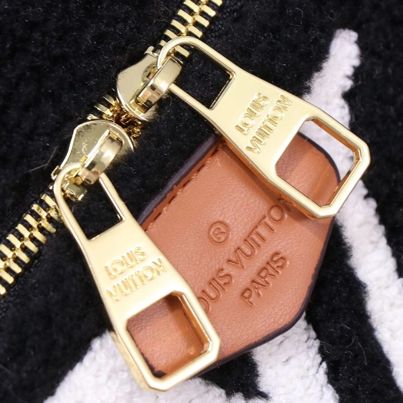Classic Louis Vuitton Waist Chest Packs 78980