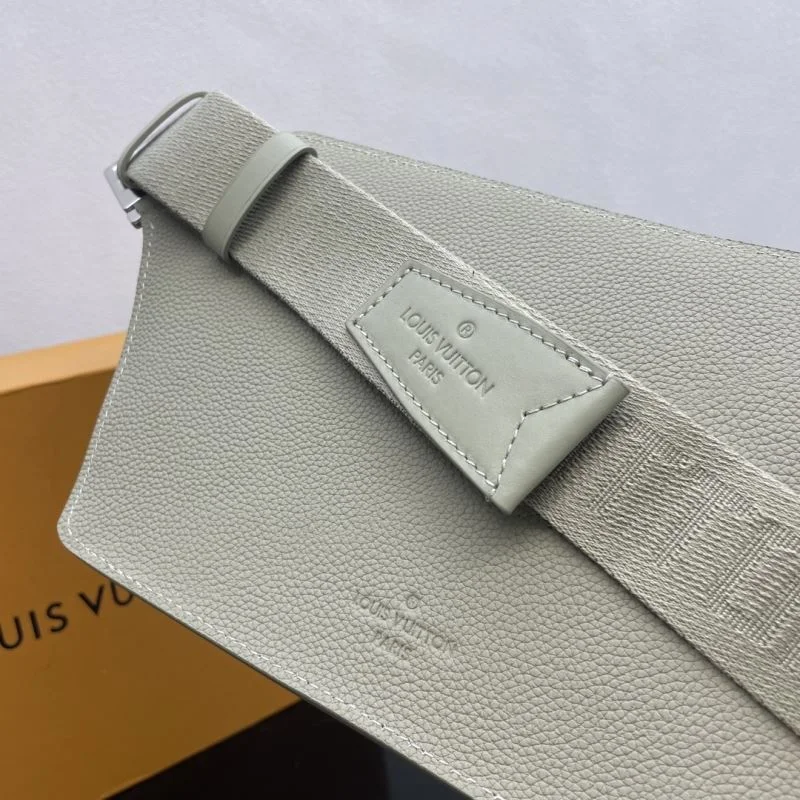 Effortless Louis Vuitton Waist Chest Packs 41780