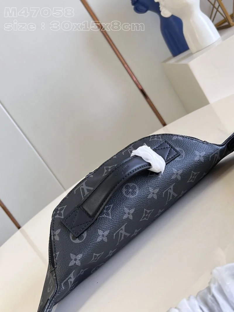 Sophisticated Louis Vuitton Waist Chest Packs 40967