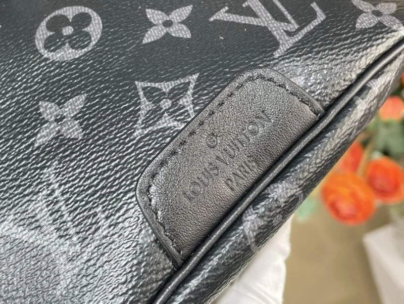 Trendy Louis Vuitton Waist Chest Packs 40975