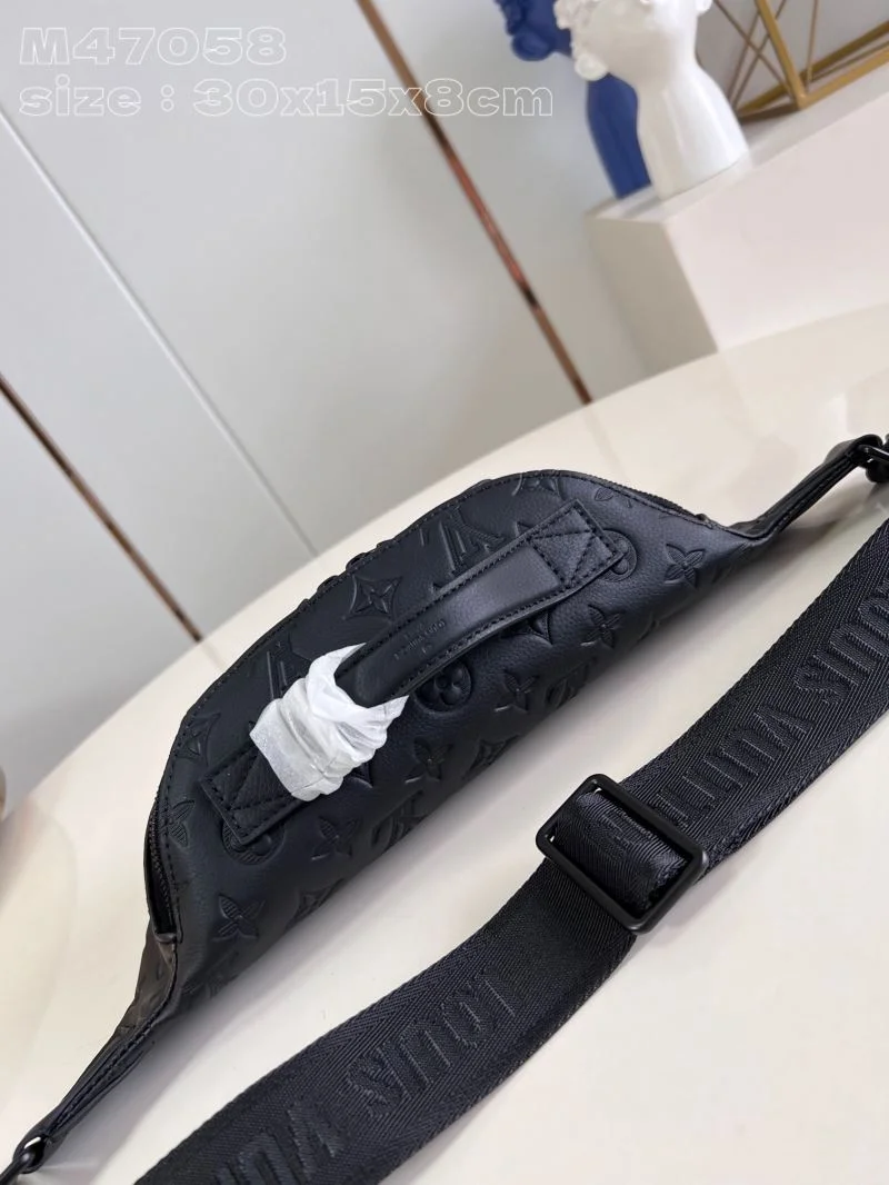 Snug Louis Vuitton Waist Chest Packs 40965