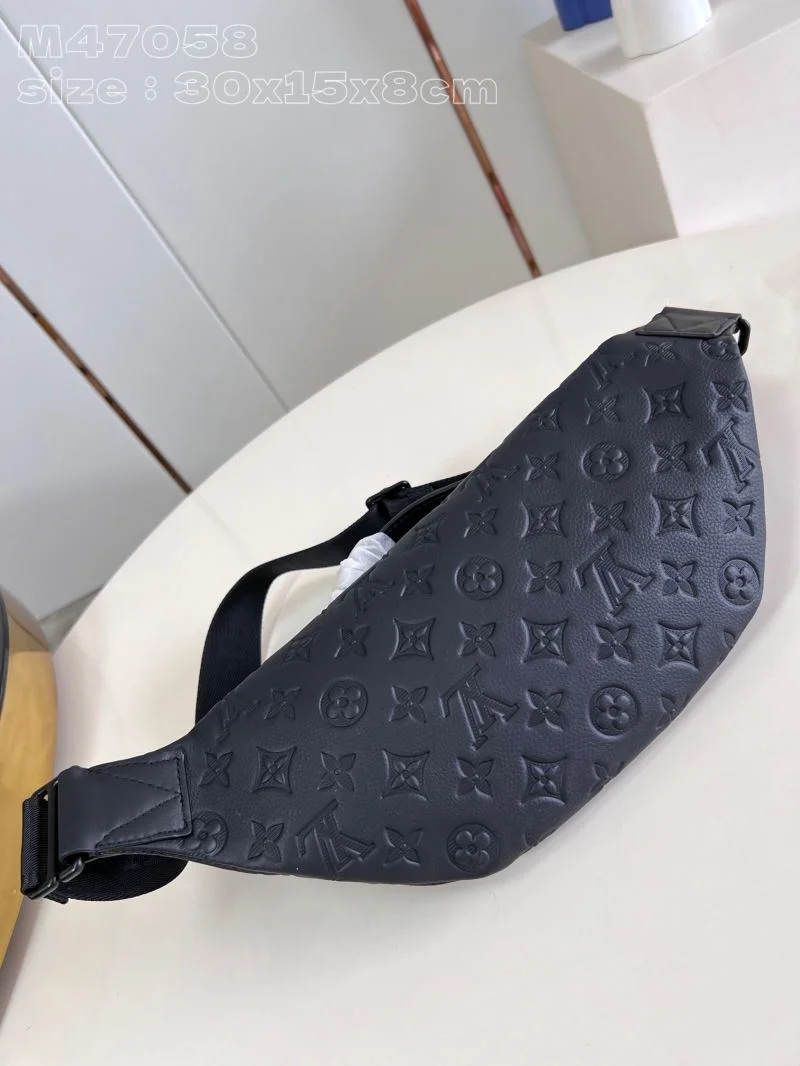 Snug Louis Vuitton Waist Chest Packs 40965